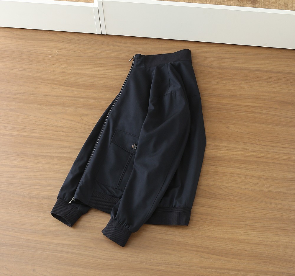 /套 Loro Piana羊毛套装尺寸表……A527