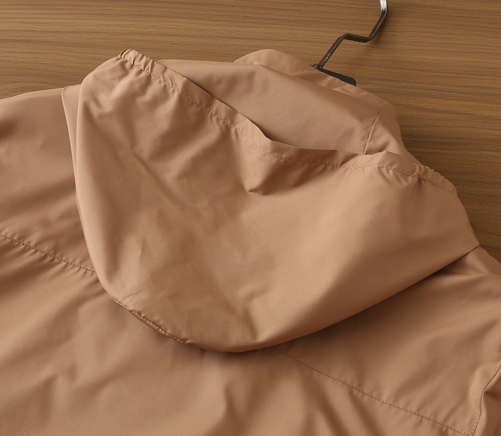 蒙口 2026早春新款男士连帽夹克外套，众多明星都爱穿的时尚百搭单品！喜欢经典简约的朋友,一定不能错过了