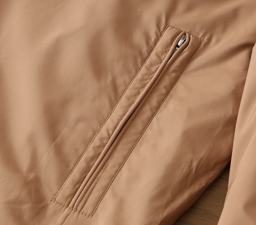 蒙口 2026早春新款男士连帽夹克外套，众多明星都爱穿的时尚百搭单品！喜欢经典简约的朋友,一定不能错过了