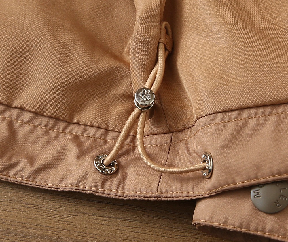 蒙口 2026早春新款男士连帽夹克外套，众多明星都爱穿的时尚百搭单品！喜欢经典简约的朋友,一定不能错过了