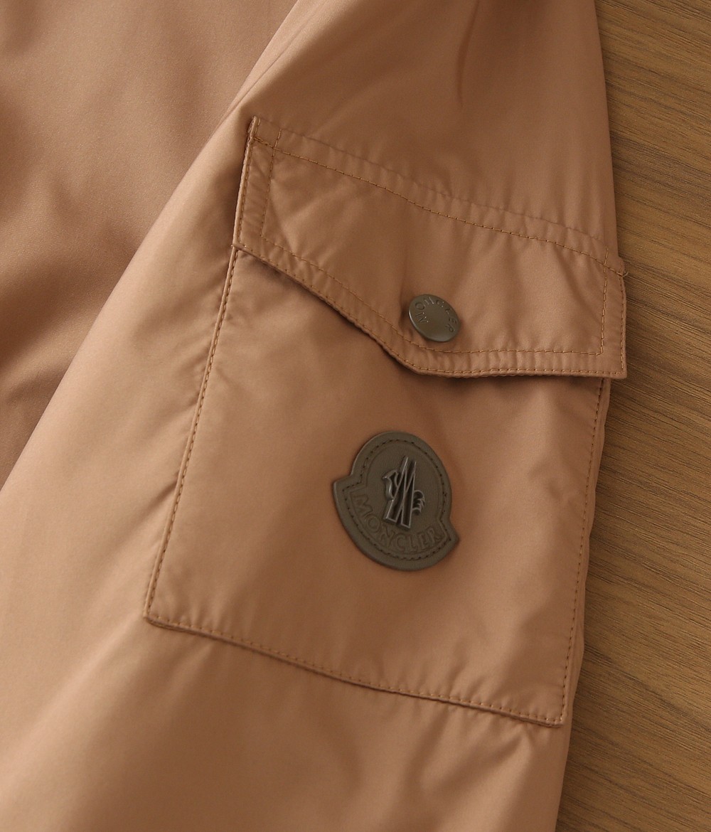 蒙口 2026早春新款男士连帽夹克外套，众多明星都爱穿的时尚百搭单品！喜欢经典简约的朋友,一定不能错过了