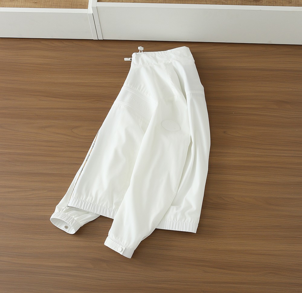 巴宝莉夹克尺寸表……89002