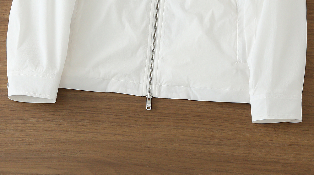 普拉达2026早春新款男士立领夹克外套，众多明星都爱穿的时尚百搭单品！喜欢经典简约的朋友,一定不能错过了