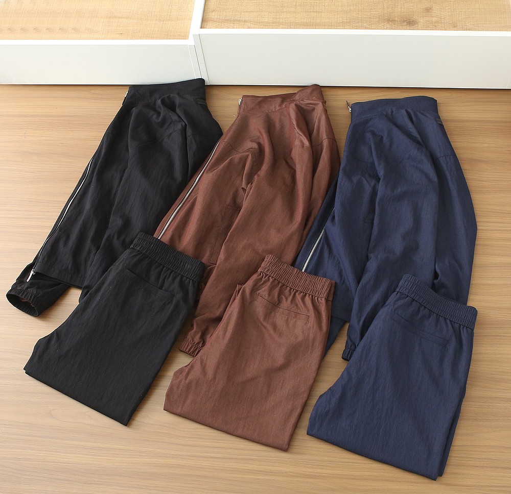 /套 杰尼亚套装尺寸表……A511