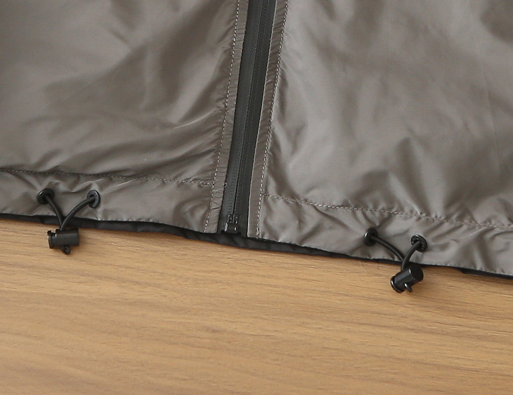 🆕普拉达PRADA双面穿 连帽夹克外套 经典的英式传承依旧时尚韵味浓郁.独具一格的时尚单品.客供定制面料