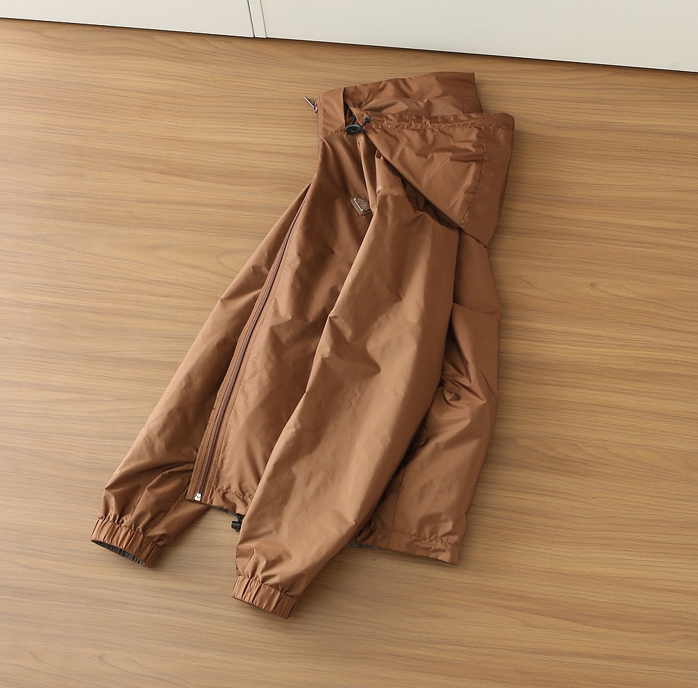 普拉达双面夹克尺寸表……96007