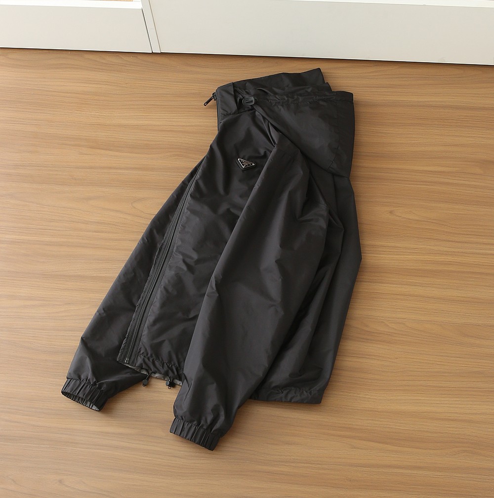 普拉达双面夹克尺寸表……96007