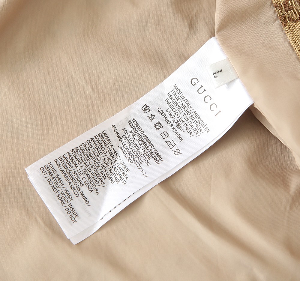 Gucci翻领夹克尺寸表……96015