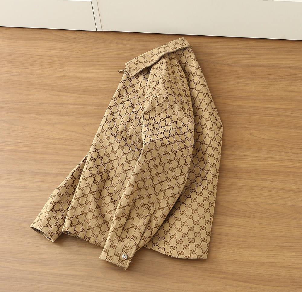 Gucci翻领夹克尺寸表……96015