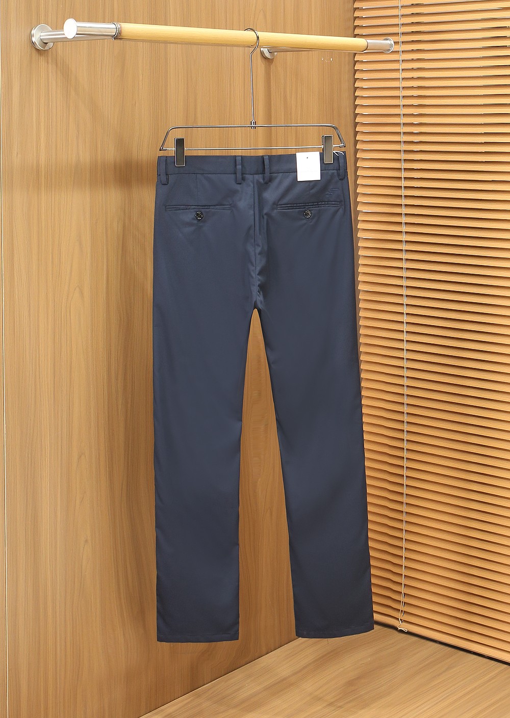 菲拉格慕2026春夏新品 原单男士西装休闲裤 每季必出的类型，无需质疑的热卖王牌单品，符合四季最佳的搭配