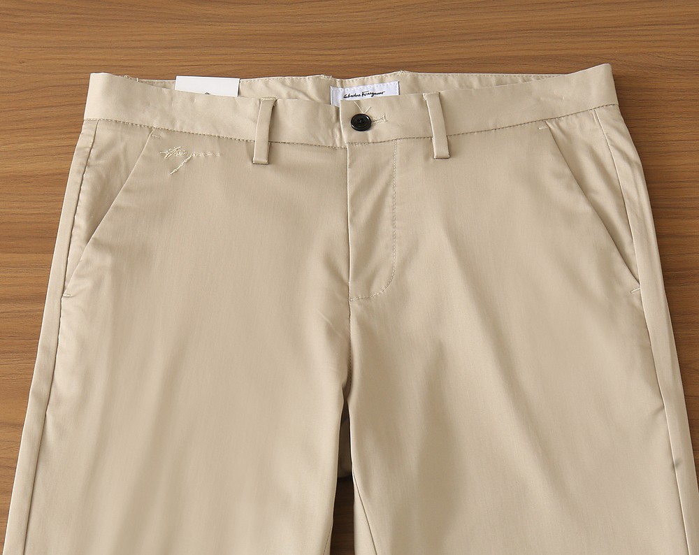 菲拉格慕2026春夏新品 原单男士西装休闲裤 每季必出的类型，无需质疑的热卖王牌单品，符合四季最佳的搭配