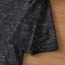 LoroPiana诺悠翩雅老钱推荐!Loro Piana针织短袖立体视觉感 细微之处的精美上身年轻不刻板 LoroPiana诺悠翩雅老钱推荐!Loro Piana针织短袖立体视觉感 细微之处的精美上身年轻不刻板