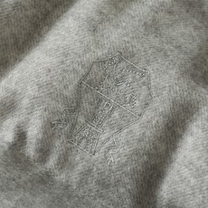 羽绒服 BC秋冬新款男士商务休闲羊毛羽绒服外套,鹅绒填充面料与辅料皆为客供,定织定染而成,触感极为柔软细腻,细节精湛考究 羽绒服 BC秋冬新款男士商务休闲羊毛羽绒服外套,鹅绒填充面料与辅料皆为客供,定织定染而成,触感极为柔软细腻,细节精湛考究