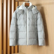 羽绒服 BC秋冬新款男士商务休闲羊毛羽绒服外套,鹅绒填充面料与辅料皆为客供,定织定染而成,触感极为柔软细腻,细节精湛考究 羽绒服 BC秋冬新款男士商务休闲羊毛羽绒服外套,鹅绒填充面料与辅料皆为客供,定织定染而成,触感极为柔软细腻,细节精湛考究