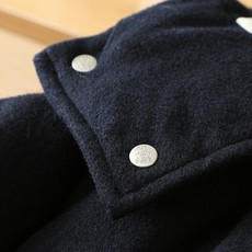 羽绒服 BC秋冬新款男士商务休闲羊毛羽绒服外套,鹅绒填充面料与辅料皆为客供,定织定染而成,触感极为柔软细腻,细节精湛考究 羽绒服 BC秋冬新款男士商务休闲羊毛羽绒服外套,鹅绒填充面料与辅料皆为客供,定织定染而成,触感极为柔软细腻,细节精湛考究