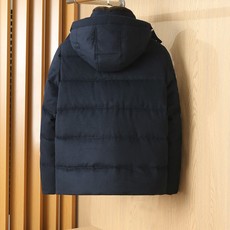羽绒服 BC秋冬新款男士商务休闲羊毛羽绒服外套,鹅绒填充面料与辅料皆为客供,定织定染而成,触感极为柔软细腻,细节精湛考究 羽绒服 BC秋冬新款男士商务休闲羊毛羽绒服外套,鹅绒填充面料与辅料皆为客供,定织定染而成,触感极为柔软细腻,细节精湛考究
