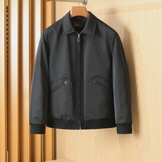 羽绒服 MooRER穆勒2026SS秋冬新款上新! 羽绒服夹克外套,贸易公司渠道稀出,领先官网发售!男士高端都市风尚翻领 羽绒服 MooRER穆勒2026SS秋冬新款上新! 羽绒服夹克外套,贸易公司渠道稀出,领先官网发售!男士高端都市风尚翻领