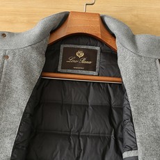 羽绒服 Loro Pian&Loro Piana诺悠翩雅FW2026秋冬新款羊毛羽绒服外套。柜子在售爆款。采用原版羊毛➕ 羽绒服 Loro Pian&Loro Piana诺悠翩雅FW2026秋冬新款羊毛羽绒服外套。柜子在售爆款。采用原版羊毛➕