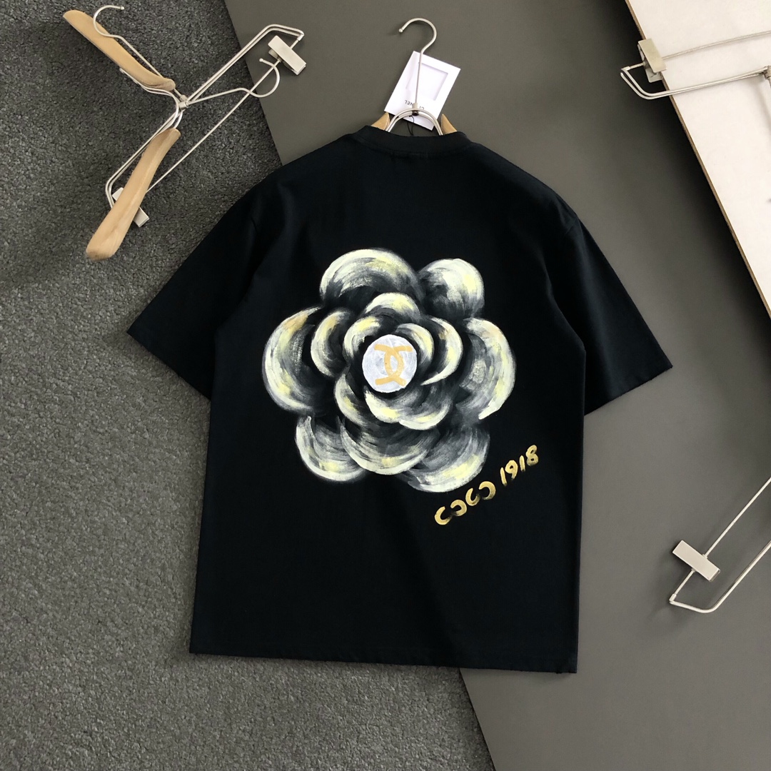 Chan*25SS 最新最顶级手绘款前后幅呼应质感短袖，专柜款短袖，顶级纯棉品质专柜原单短袖，顶级制作工