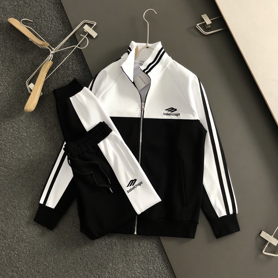 NO:128061,Ba* set style m-xxxl The latest and most top black and white spliced ​​letter embroidery casual zipper set, the top quality counter is on sale, the top production process imported fabric, the unique design of the counter model, using imported high-end custom imported silk thread with first-class feel!  Official website for sale, alexander wang19860909Ba*套装版型m-xxxl 最新最顶级黑白拼接字母刺绣休闲拉链套装,最顶级的品质专柜在售,顶级制作工艺进口面料,专柜款独特设计,采用进口高端订制进口丝线手感一流！官网在售,,alexander wang,Men's clothing