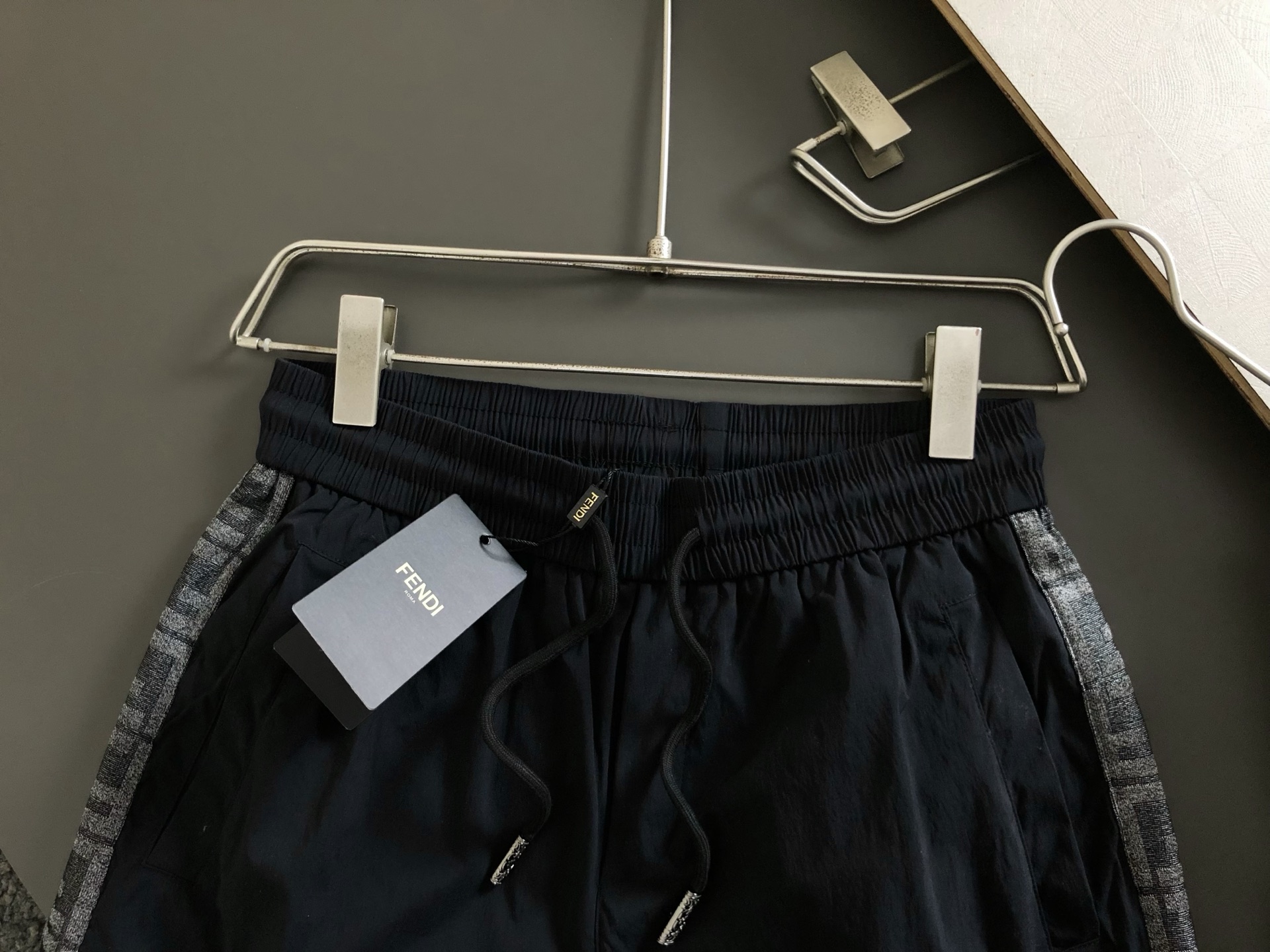 FENDI  短裤服装,男 4