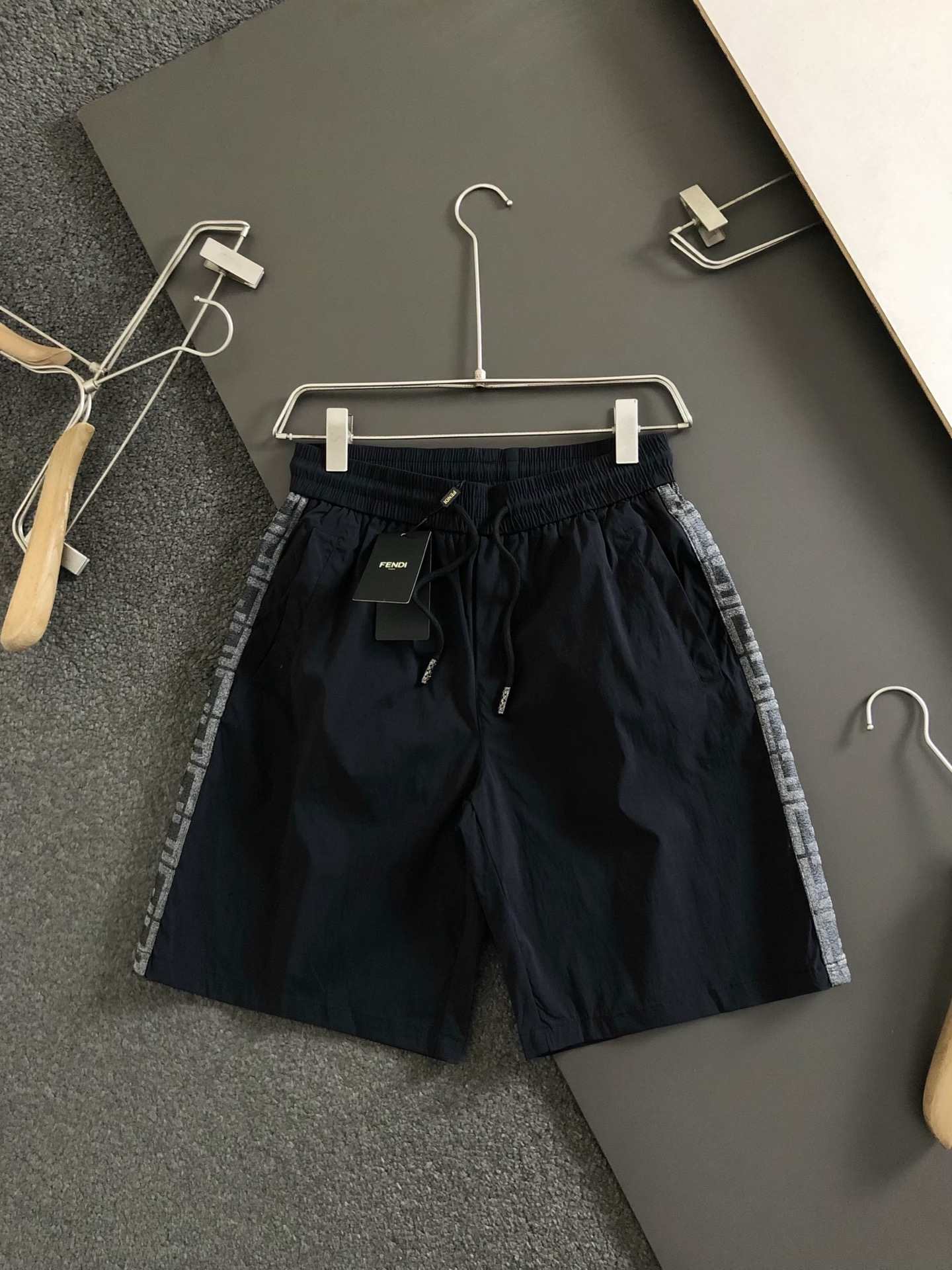 FENDI  短裤服装,男 2