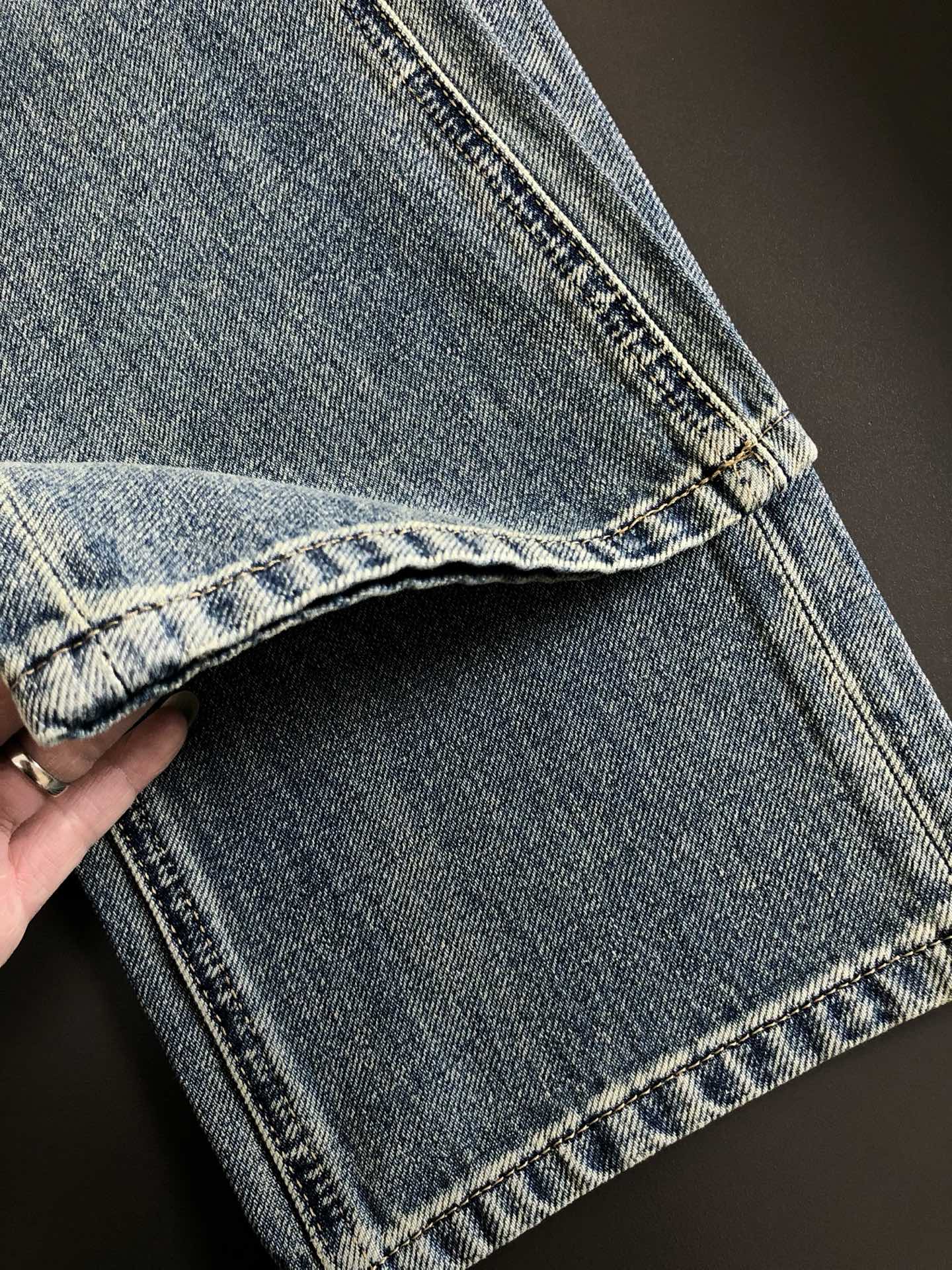 Gucci  牛仔裤服装 8