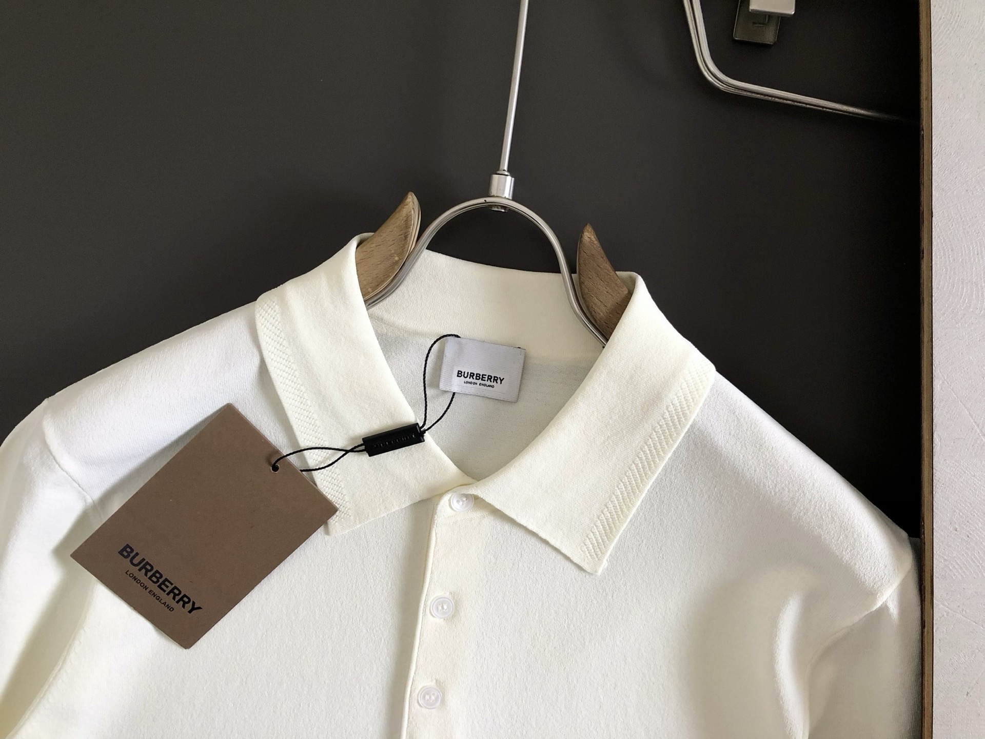 伊力特  短袖服装 4