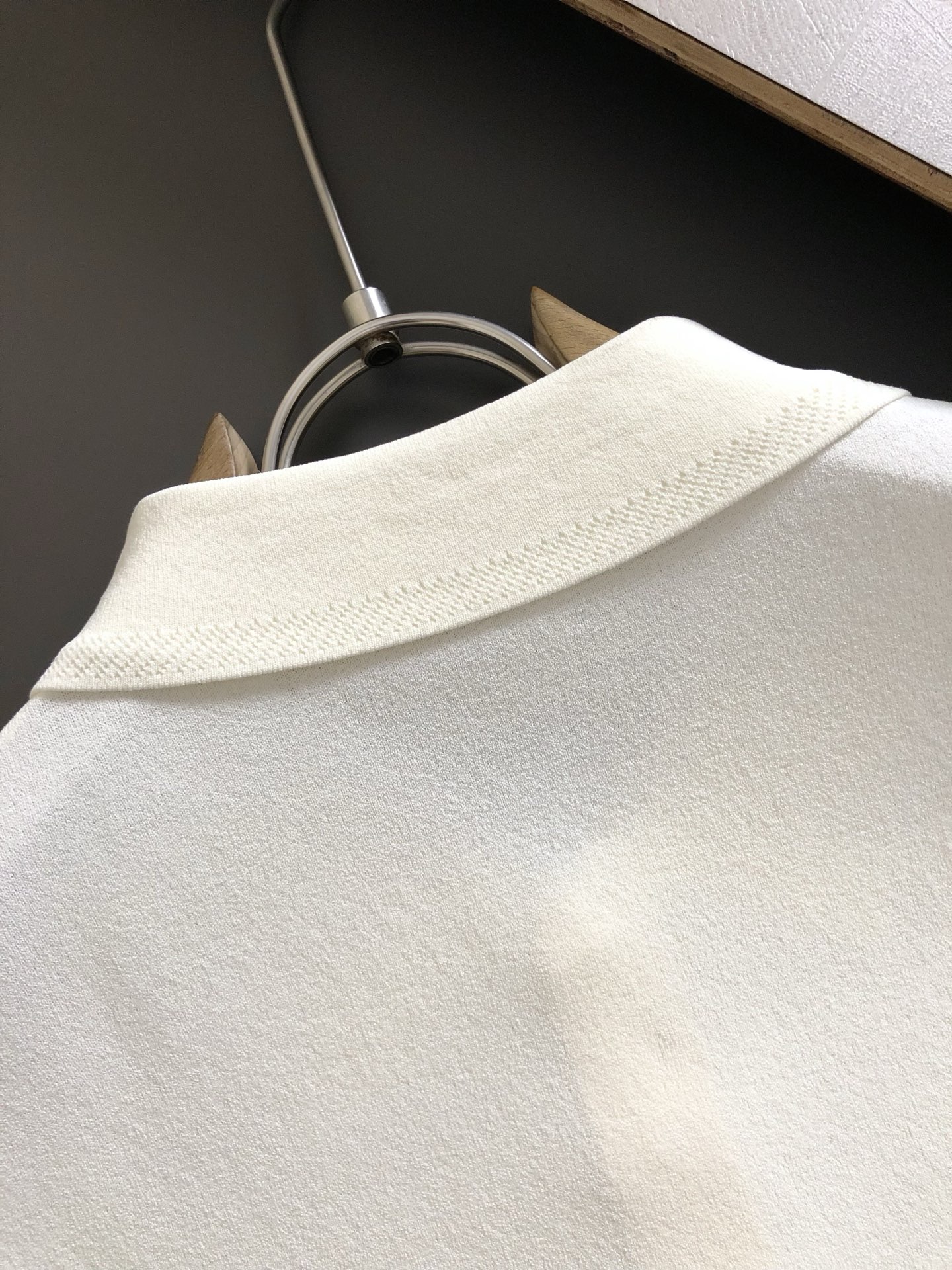 伊力特  短袖服装 8