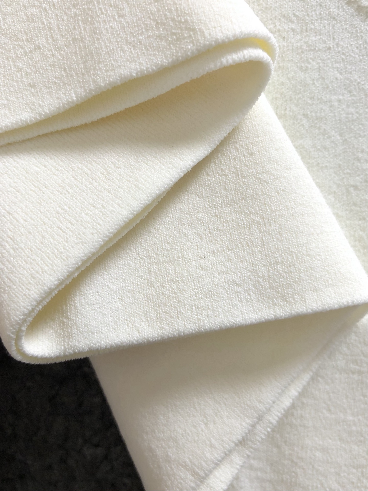 伊力特  短袖服装 9