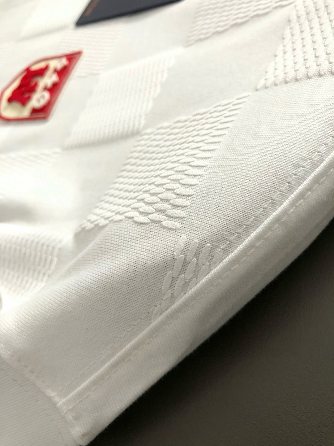 L  短袖服装,男 8