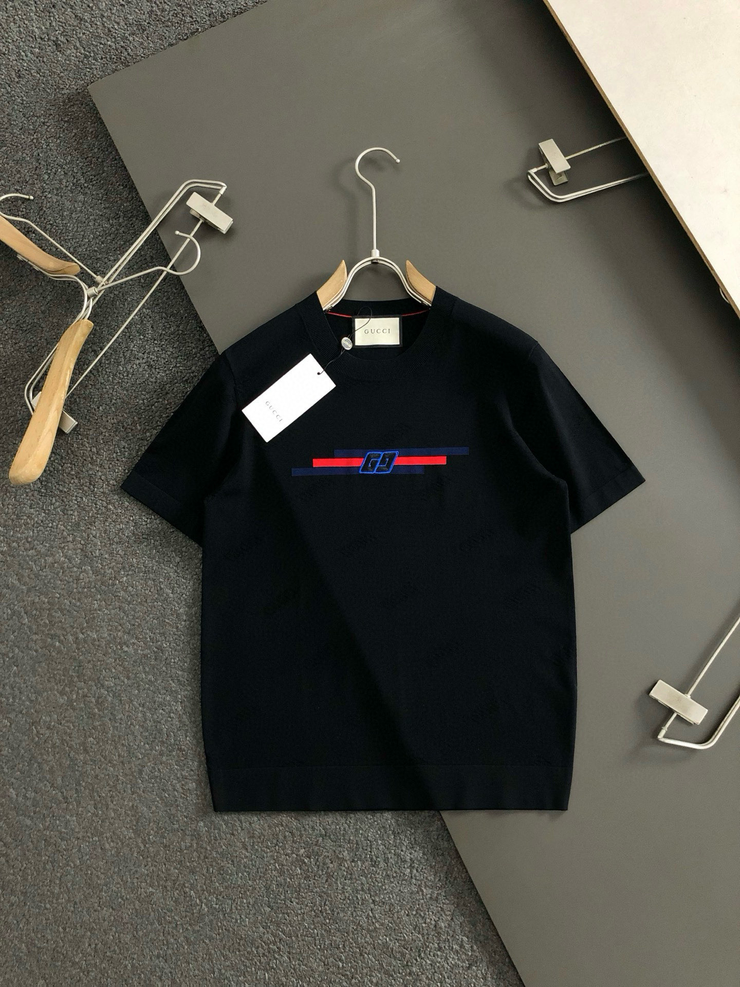 Gucci  短袖服装,男 5