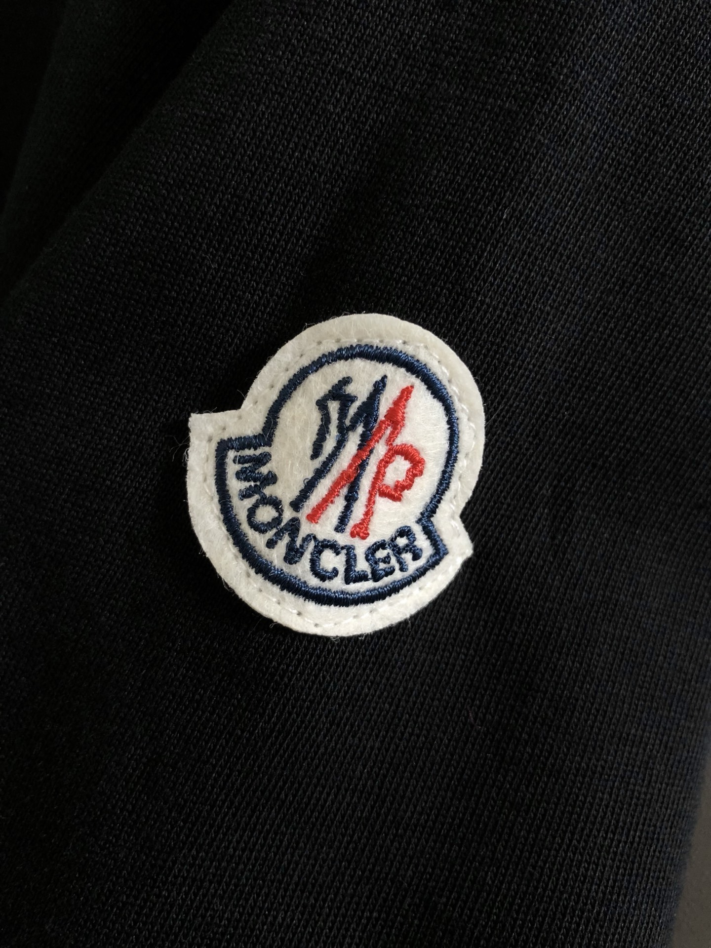 Moncler Men's Black Cotton T-Shirt with Shark Print, Short Sleeve, Round Neck 7 i1750937381751 2848 0 3