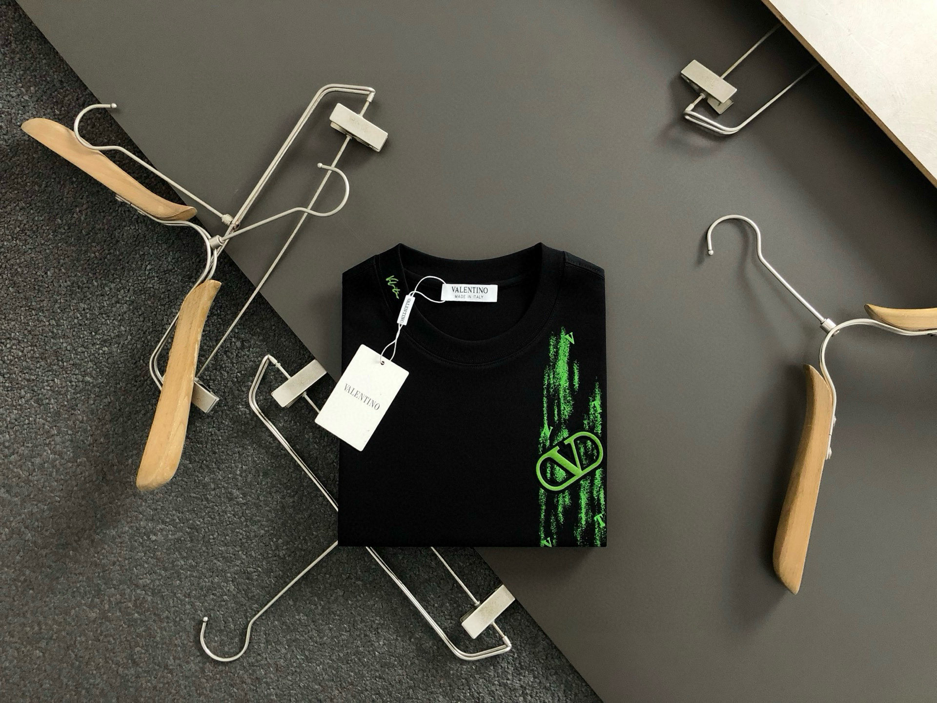 Valentino Men's Classic Short Sleeve T-Shirt with Graffiti V Logo 2 i1750938179447 3956 0 0