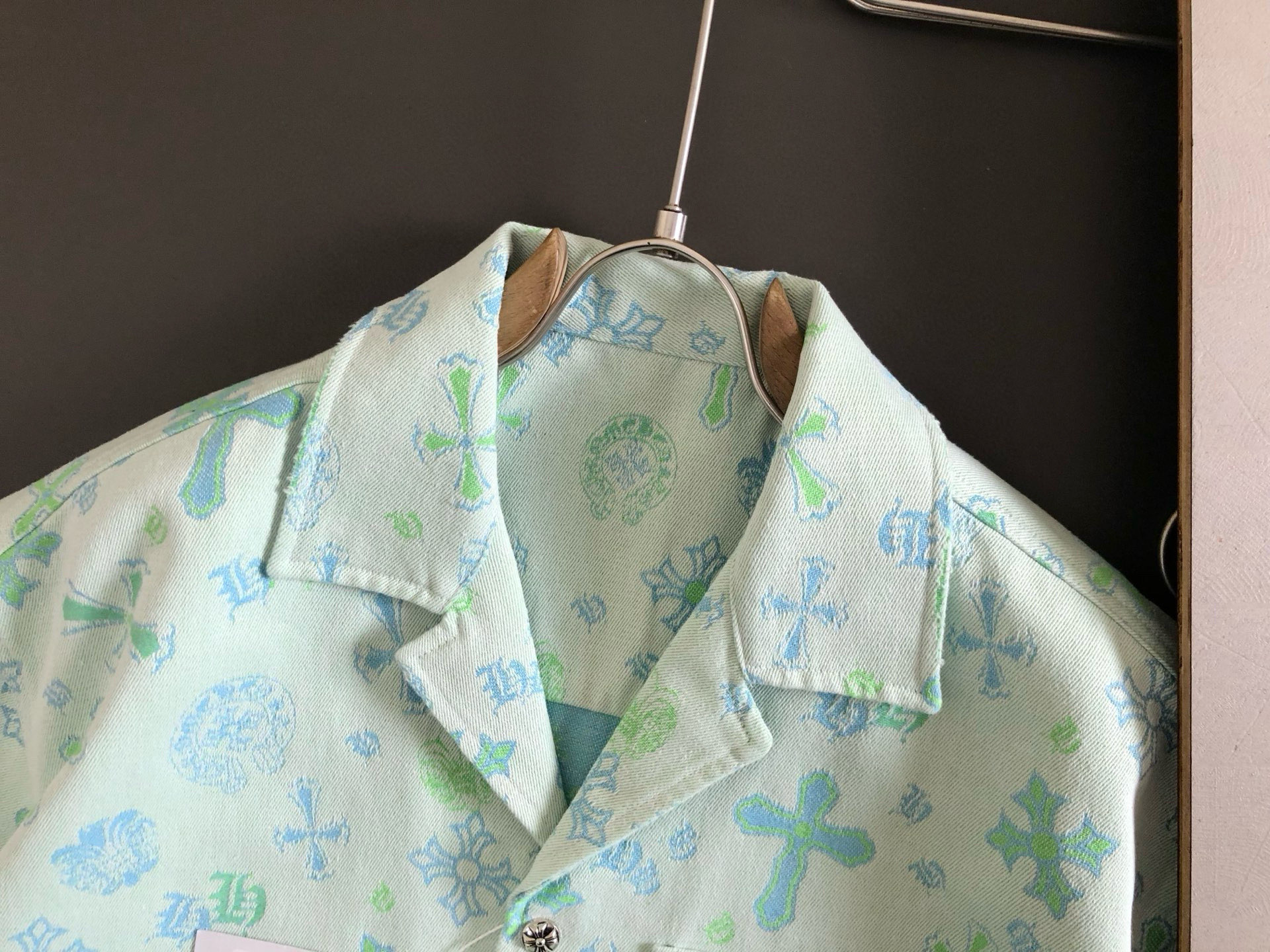 Sanskrit Hip-Hop Cowboy Coats: Premium Imported Fabrics, Customization, and Embroidery - 图片 4