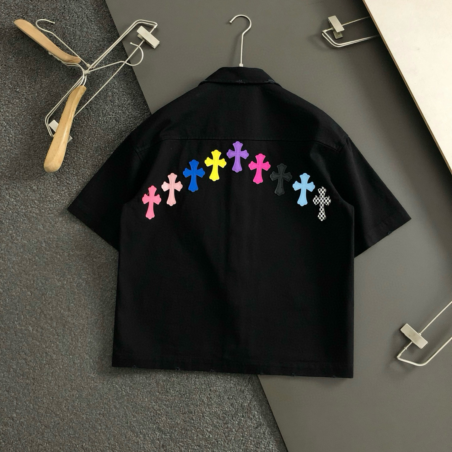 Top-Quality Spring/Summer Cross Sign Logo Coat in Multi-Colors (Size S-XL) - 图片 5