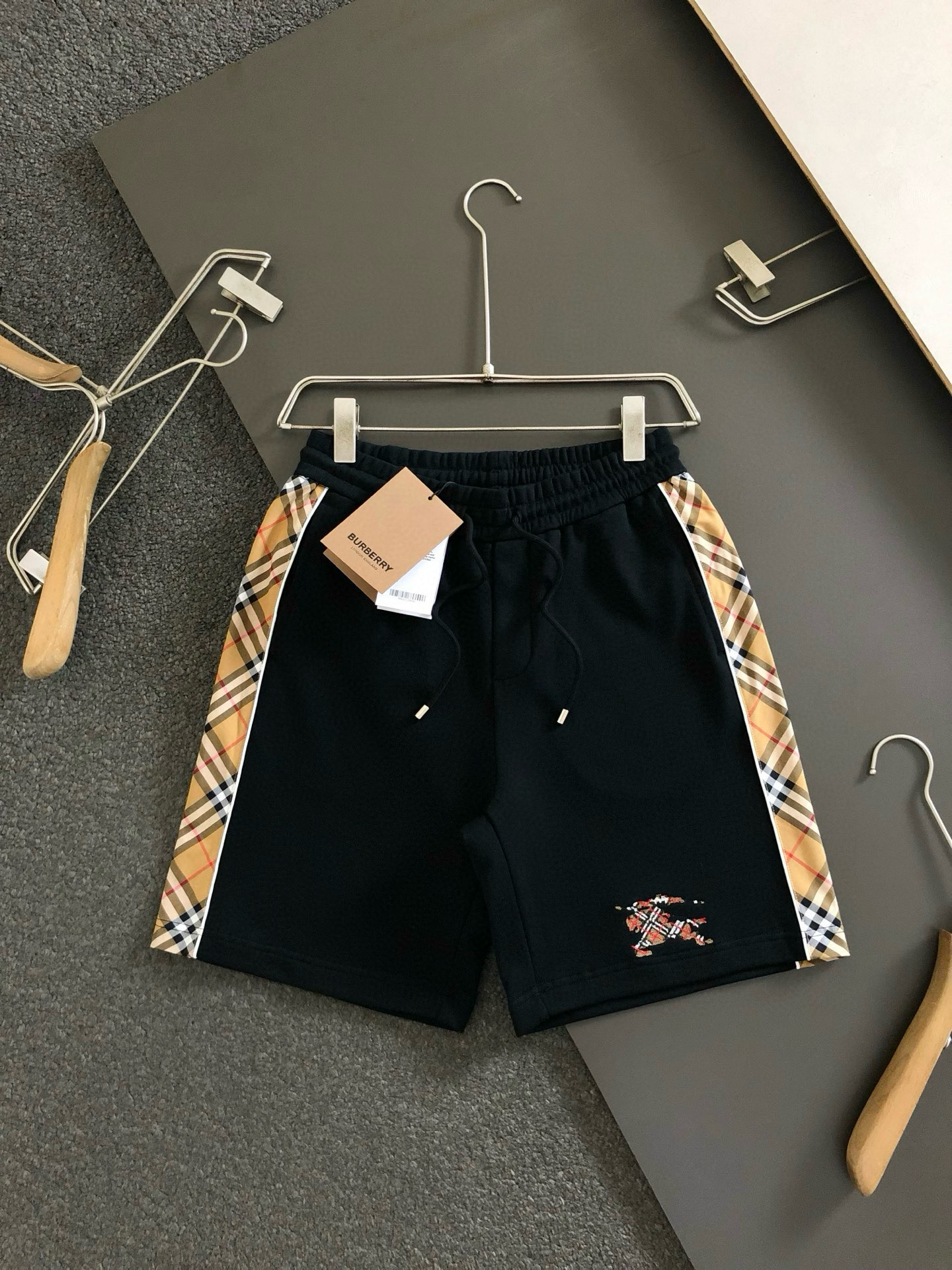 High-Quality Boxer Prototype with Unique Design and Imported Silk Hands Now Available! - 图片 2