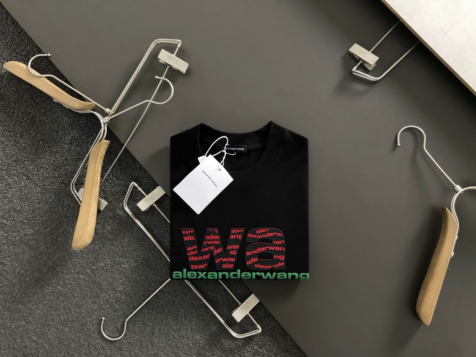 Camiseta Negra Alexander Wang para Hombre - Diseño Moderno y Confort