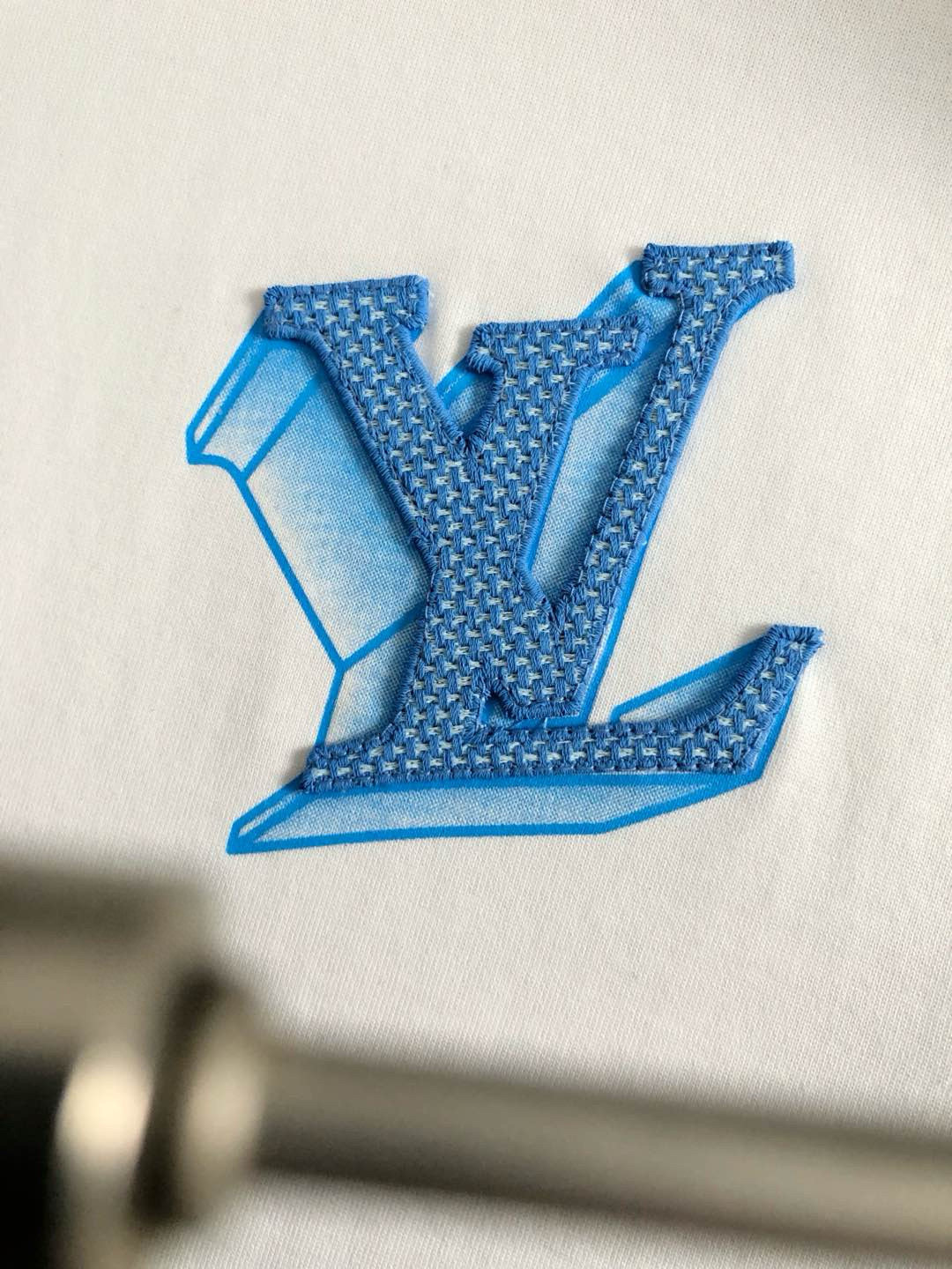 חולצת Louis Vuitton לגברים לקיץ ביצועי ותרבות 7 i1754752248697 4651 0 5