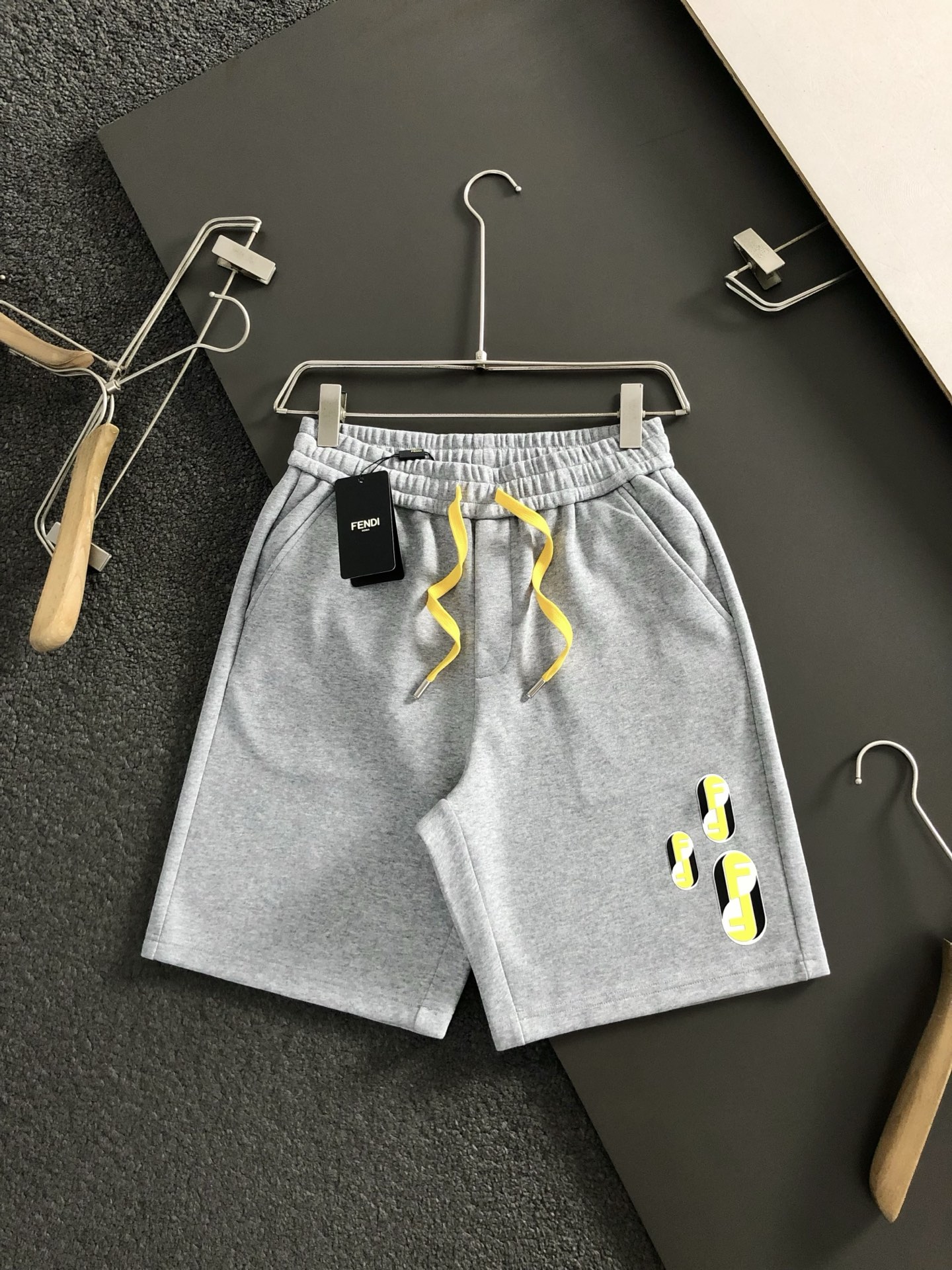 “FeNd Microwidese M-XXL Double-F Stereotypes Integrated Shorts with High-End Imported Silk Hands – Available Online!” - 图片 5