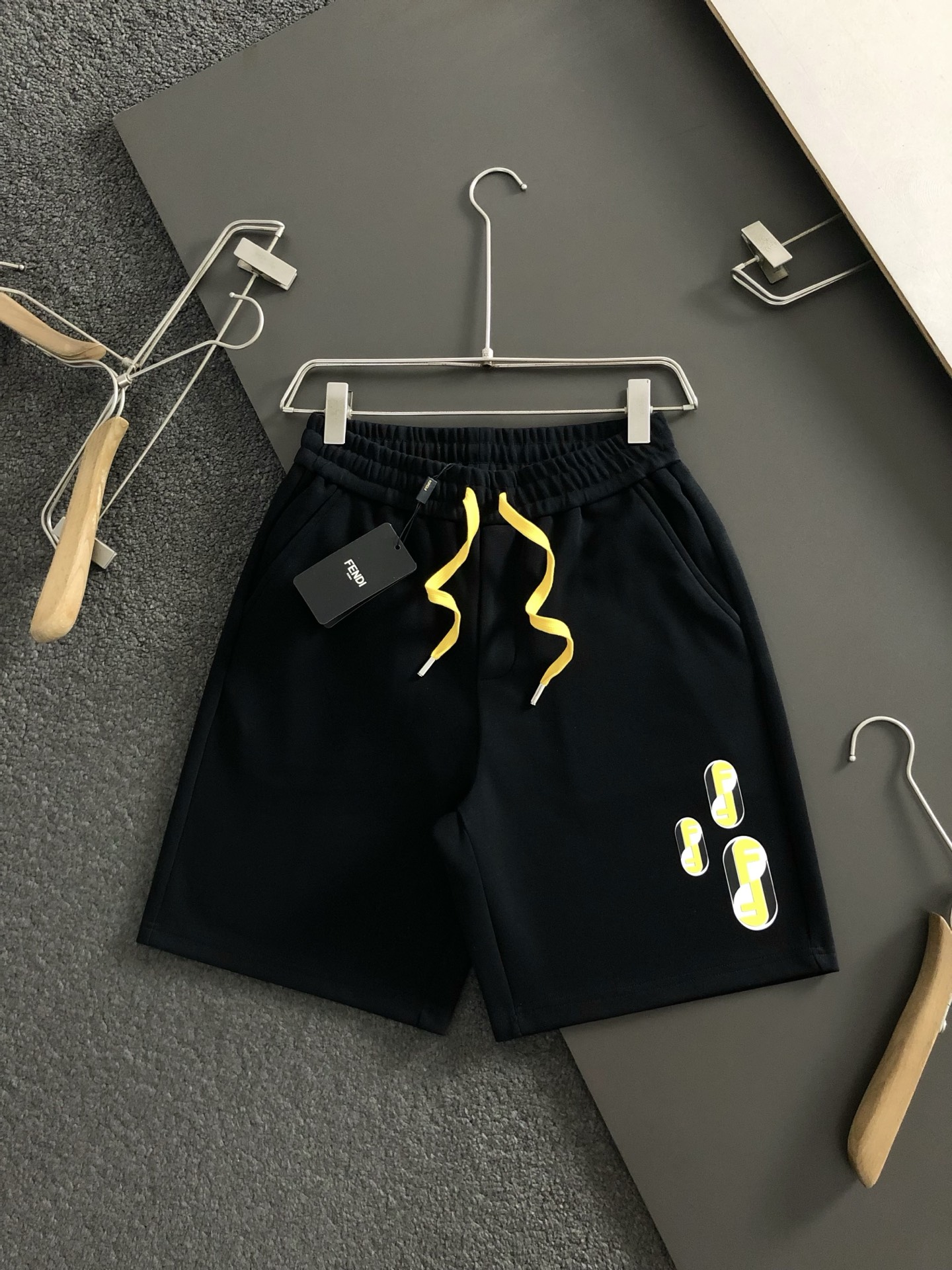 “FeNd Microwidese M-XXL Double-F Stereotypes Integrated Shorts with High-End Imported Silk Hands – Available Online!” - 图片 2