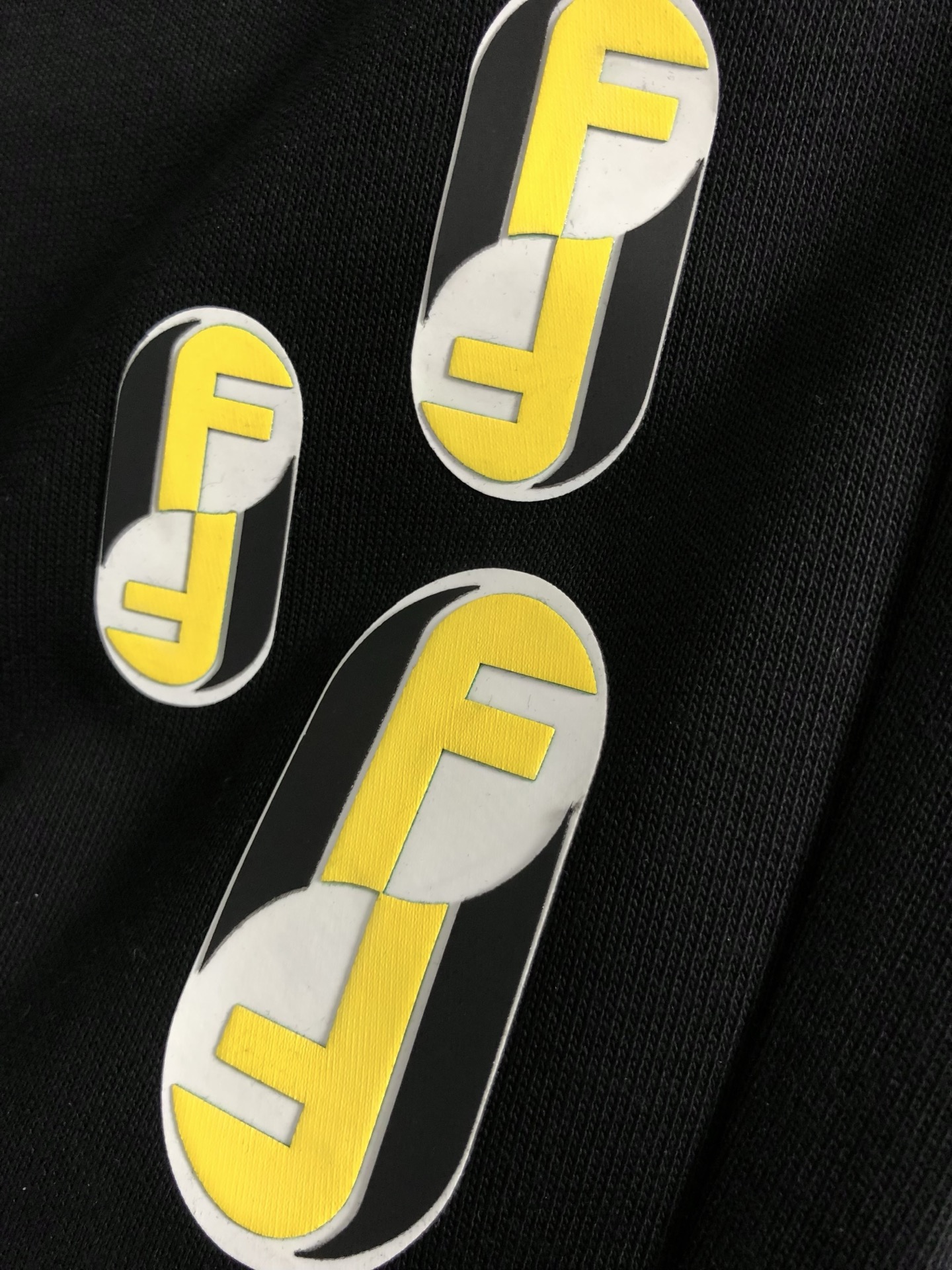 “FeNd Microwidese M-XXL Double-F Stereotypes Integrated Shorts with High-End Imported Silk Hands – Available Online!” - 图片 8