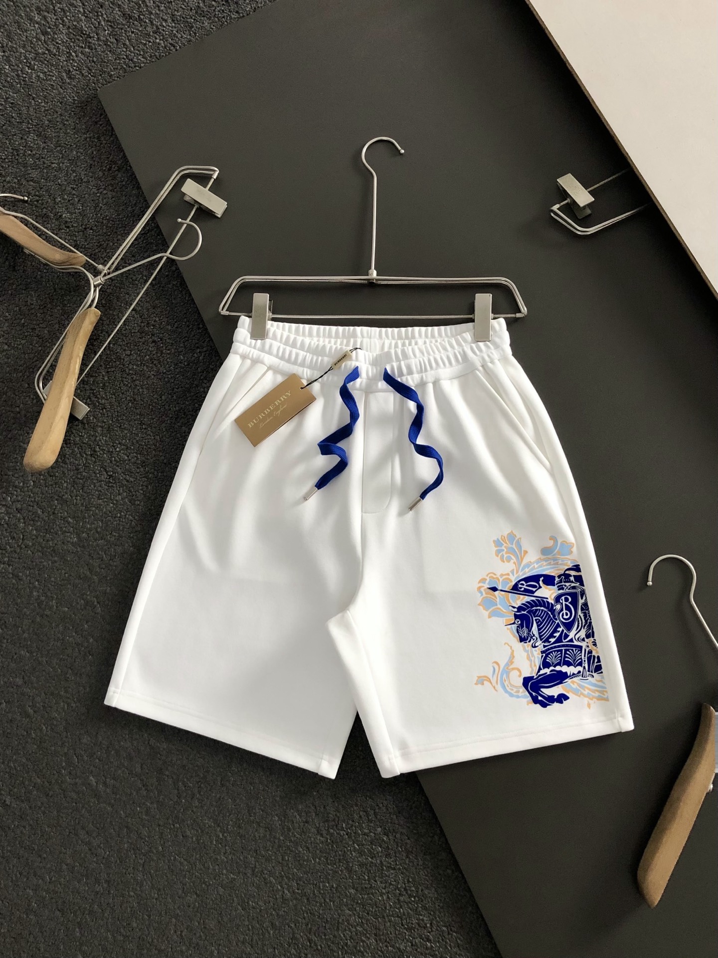 “Top-of-the-Line Gel-Consolidated Shorts with Unique Design and High-End Imported Silk Hands – Available in M-XXL” - 图片 5