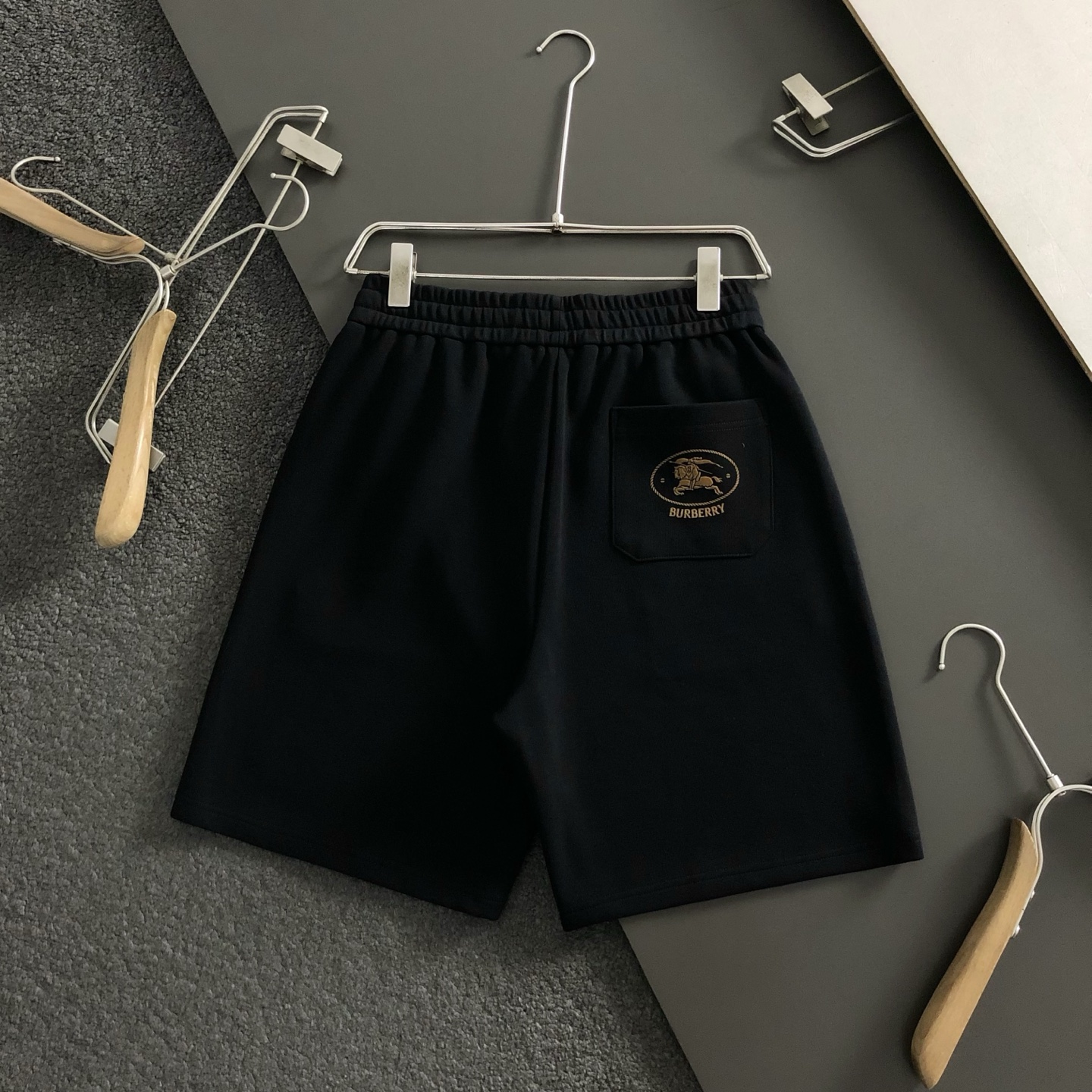“Top-of-the-Line Gel-Consolidated Shorts with Unique Design and High-End Imported Silk Hands – Available in M-XXL” - 图片 8
