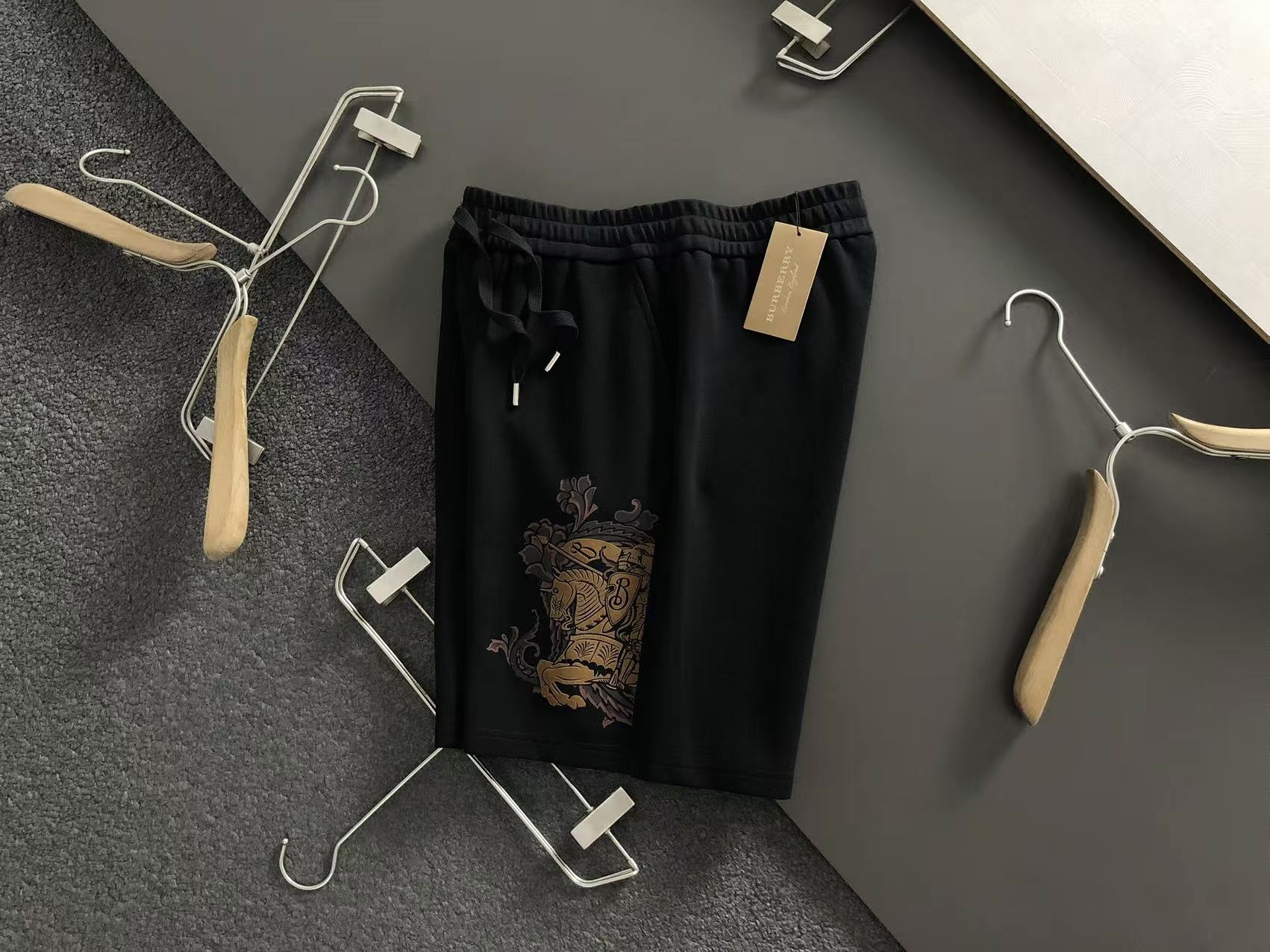 “Top-of-the-Line Gel-Consolidated Shorts with Unique Design and High-End Imported Silk Hands – Available in M-XXL” - 图片 1