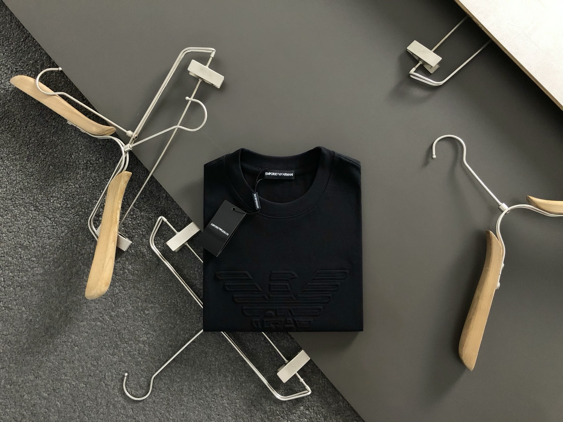 Title: P468 AMN*25 Fall/Winter Fashion Short Sleeves Summary Summary: Hipster fashion short sleeves with fine craft, top-level elements, and varying sizes for summer.
