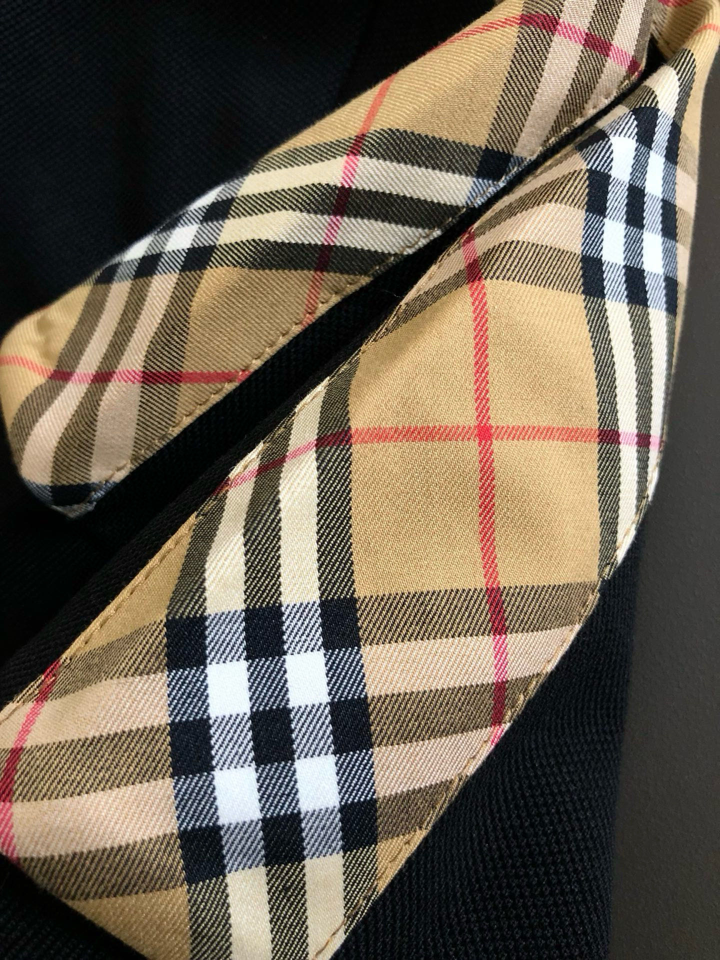  BBR*合身版型M-XXXL
2025春夏顶级经典领口拼接骑士刺绣Polo短袖，精致工艺专柜面料，顶级