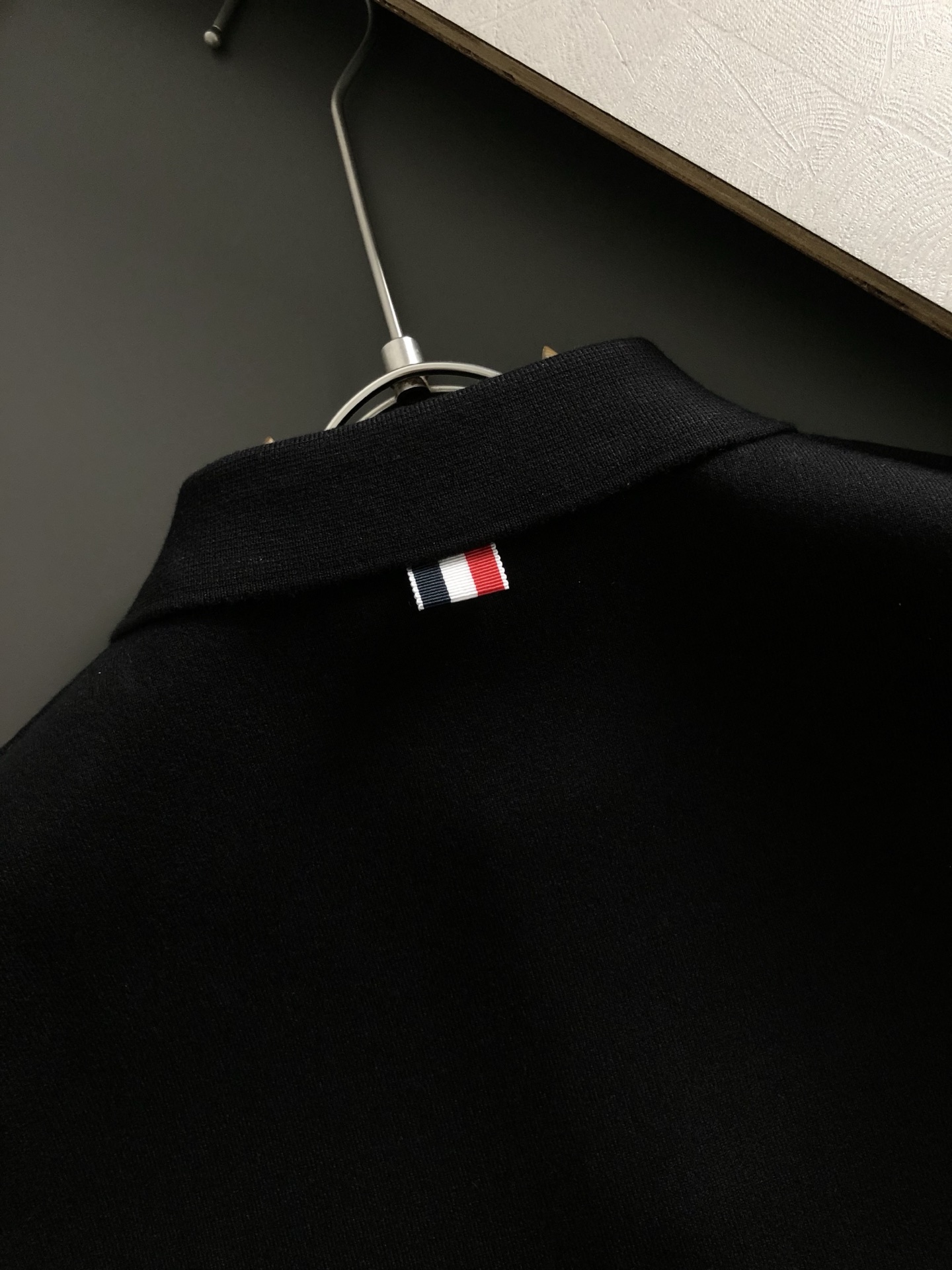 Tb*合身版型M-XXXL2025秋冬经典三杠针织羊毛纽扣外套，精致工艺专柜面料，顶级元素融合打造，3标