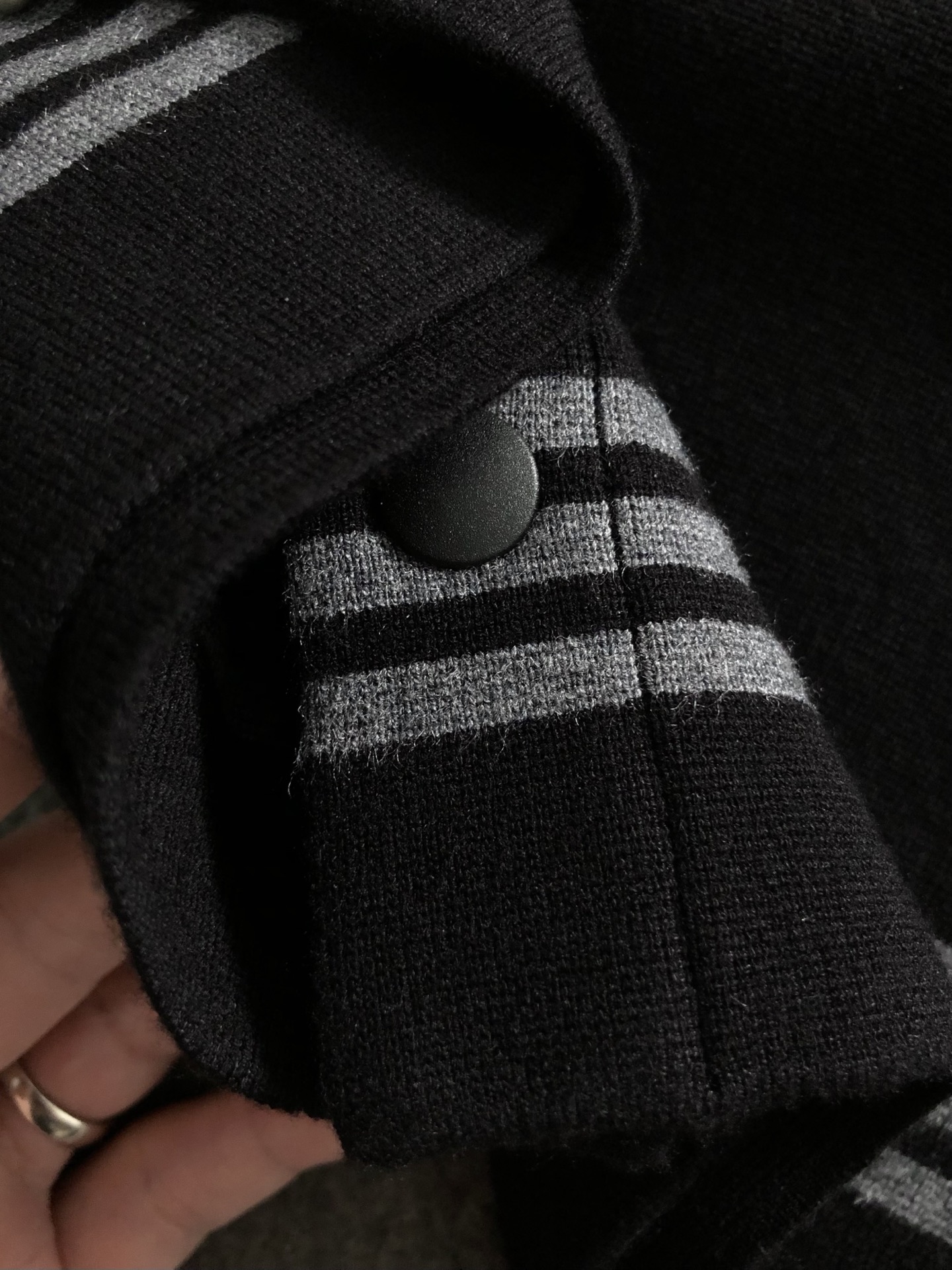 BBR**合身版型M-XXXL2025秋冬骑士刺绣针织羊毛外套，精致工艺专柜面料，顶级元素融合打造，3标