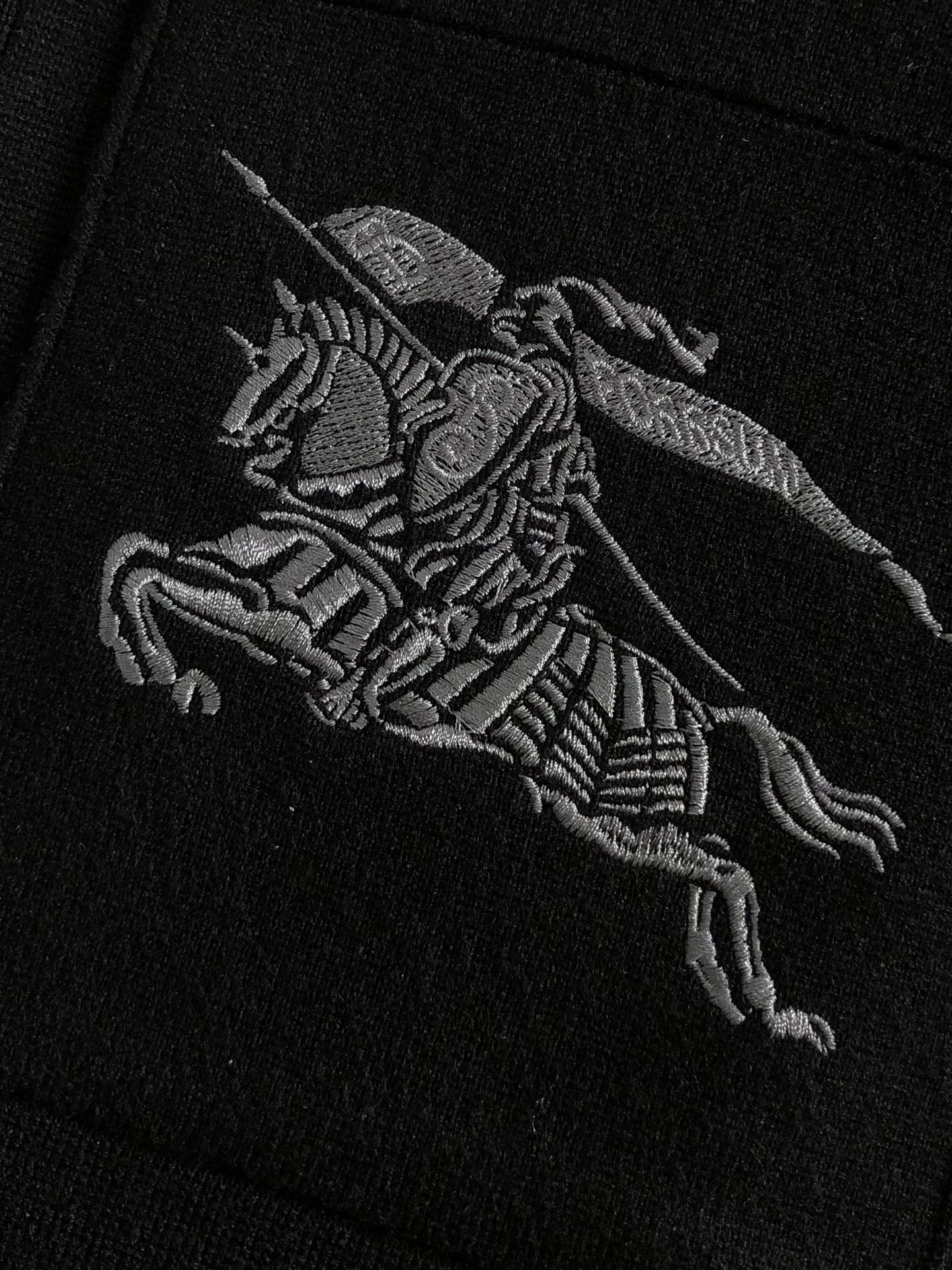 BBR**合身版型M-XXXL2025秋冬骑士刺绣针织羊毛外套，精致工艺专柜面料，顶级元素融合打造，3标